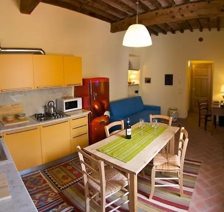 In Lucca\'s Historic Center, Italy Λούκα