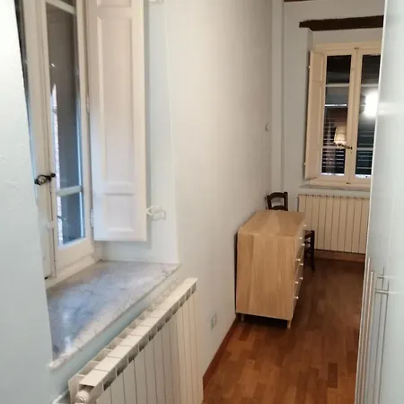 Διαμέρισμα Santacroce 1 *